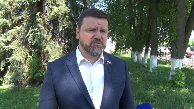 Депутат Госдумы Юрий Станкевич с рабочим визитом побывал в Краснооктябрьском и Сеченовском округах