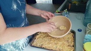 Имею наглость в вечернем платье ходить на работу!