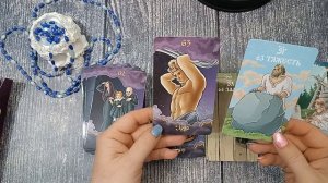 батл🤼-оракул Полнолуния🌝 против таро Солнца🌞 обзор сравнение+расклад на ситуацию для 2-х колод🃏