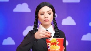 Большая, Средняя или Маленькая тарелка Челлендж с Уэнсдей Аддамс ч. 3