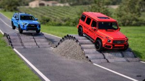 Автомобили против трубных выпуклостей на дороге #4 в BeamNG Drive!