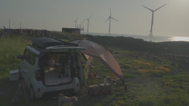 Ssoberry Расслабляющий отдых в одиночестве в мини-кемпере 🚙  Закат и море 🌅
