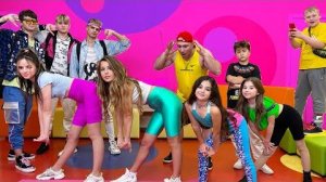 НОВАЯ УЧИЛКА ЙОГИ В КАМПУСЕ! КАМИЛЬ ИЗБЕГАЕТ ОТНОШЕНИ