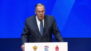 О превращении ЕС в классический военный блок говорил глава МИД России Сергей Лавров.