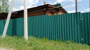 Поехала в город вступила в наследство.