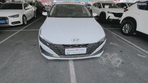Hyundai Elantra - проходной, без утиля