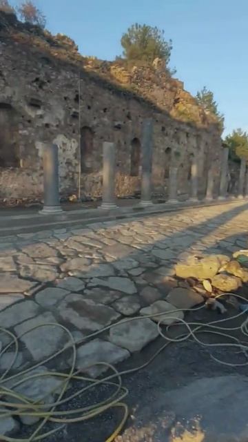 Так археологи убирают древние засыпы...Античная Сиедра- от 19 окт 2023