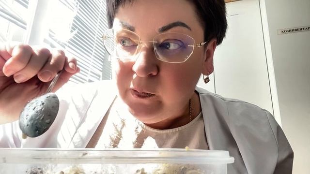 Сегодня даже успела перекусить на работе/ Еще денек и выходные/влог