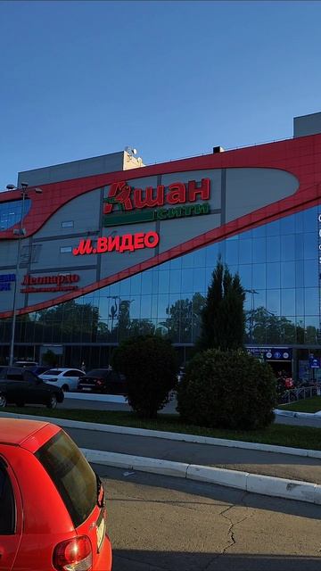 #ТауГалерея в Саратове празднует 10-летие! Но мигающий #Ашан намекает на проблемы с IT-инфраструктур