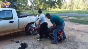 «ЛУЧШИЕ ПРИКОЛЫ: СМЕШНЫЕ ВИДЕО ДЛЯ ХОРОШЕГО НАСТРОЕНИЯ»