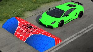 Автомобили против лежачего полицейского в стиле Человека-паука — BeamNG Drive