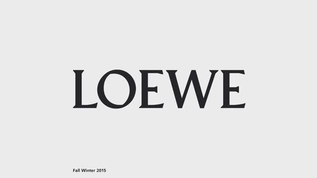 Показ женской коллекции Loewe осень-зима 2015-2016