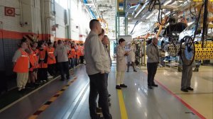 Профтур на автозавод для тольяттинских школьников