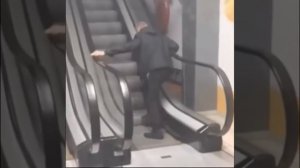 Ну он пытался