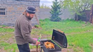 Шашлыка хочу Готовлю шашлык пока погода на час позволила ПОДВАЛ ИЛЬИЧА Сельская жизнь в захолустье