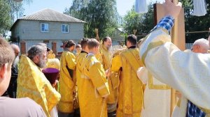 Один из престольных праздников в Никольском храме с. Пушкари встретили за архиерейским богослужением