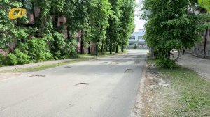 В ЖЕЛЕЗНОГОРСКЕ ПРОВОДИТСЯ ЯМОЧНЫЙ РЕМОНТ В СТАРОЙ ЧАСТИ ГОРОДА