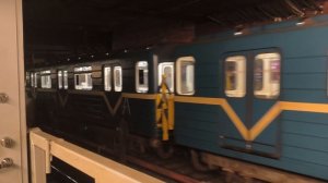 🟦Номерной уходит в тупик на станции Парнас