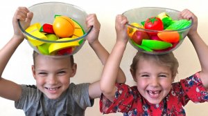 Kids Vania and Mania  play with fruits and vegetables