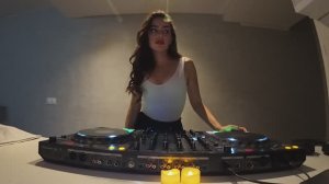 DJ SOFIA - MELODIC TECHNO & FUTURE RAVE DJ SET - SOFIA'S NIGHT #17 (David Guetta, Hardwell, Meduza)