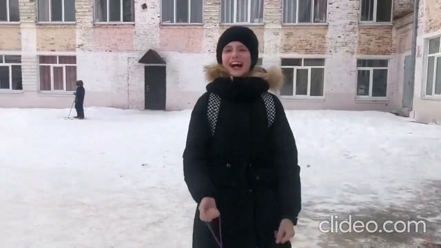 ВЛОГ поздравляет мальчиков. Сколько у тебя баллов? Один балеринка.