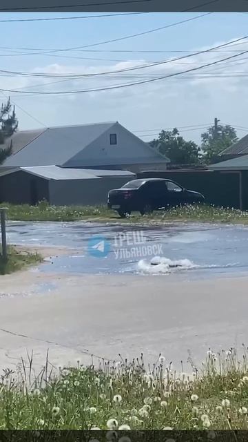 😡 «Фонтан течет на Толбухина. Напор у воды в домах низкий. Водоканал приезжали, но проблему так и н