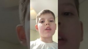 Грудь качат 2ч.