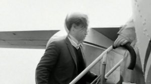 1967 год. Тюмень. Труппа драмтеатра улетает на гастроли