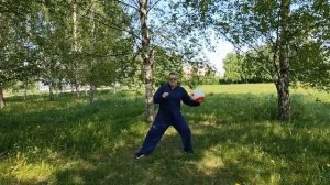 Упражнения с шаром Тайцзи весом 3.0 кг в ландшафтном парке Митино (7)