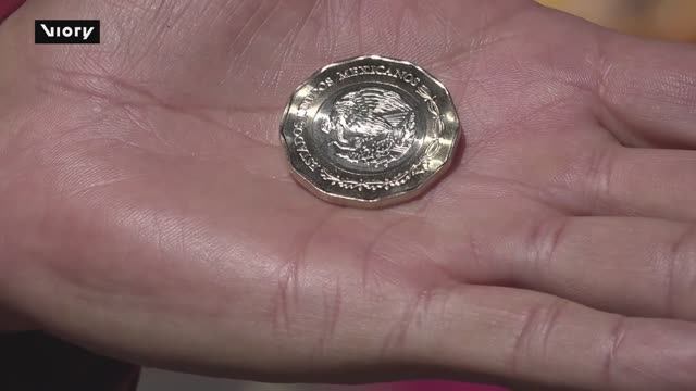 В Мехико начался бум на монеты, посвященные Чемпионату мира по футболу