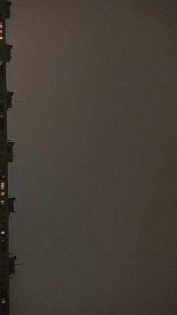 Мощная молния 17052026