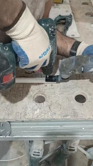 Уплотнение раствора с помощью реноватора.