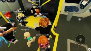 Кривой автобус в Roblox