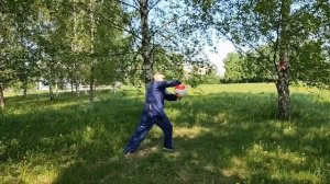 Упражнения с шаром Тайцзи весом 3.0 кг в ландшафтном парке Митино (10)