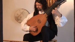 Lutz Kirchhof plays Sylvius Leopold Weiss
