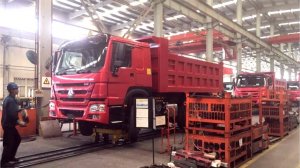 Китайский завод по производству грузовиков - Sinotruk HOWO Production в Гонконге. Экскурсия.