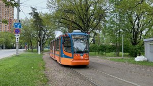 «История» трамвай «морковка» КТМ-23 (71-623-02) №2635 в Москве, май 2026 года