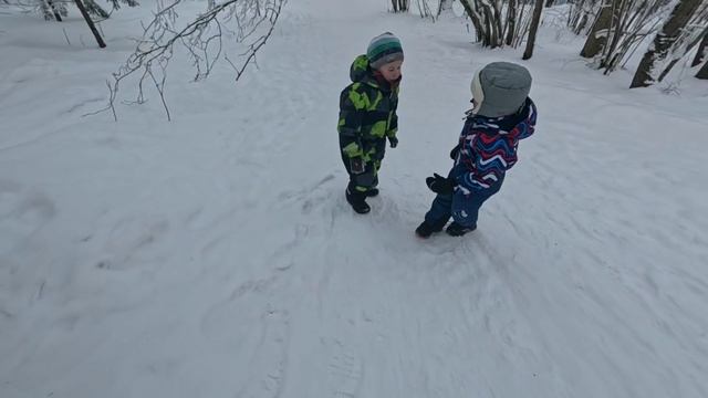 Катаемся на санках смотреть онлайн