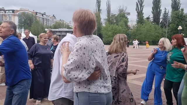 1000036948.mp4