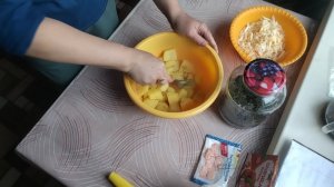 23-05-2026 На улице снег, пошла на кухню.