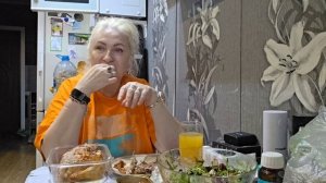 ПРИСКАКАЛА С РАБОТЫ  ГОТОВЛЮ УЖИН!