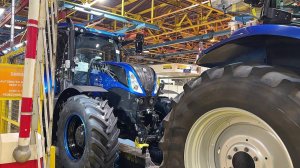 Экскурсия на завод New Holland Tractors – заглянем внутрь производственного процесса!