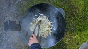 Готовим на даче. Настоящая солянка.