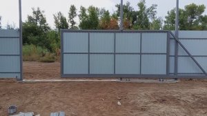 Сделанные мною откатные ворота в рамочке и калитки в рамочке .