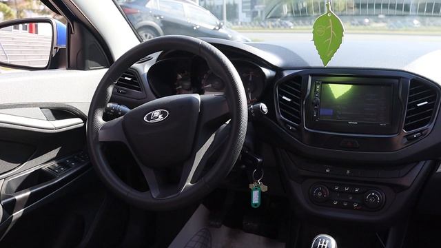 LADA Vesta синий смотреть онлайн