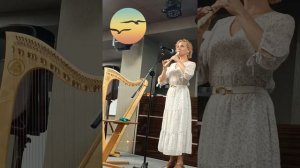 Татьяна Хуторная(песни,игра на гитаре,арфе,флейте)