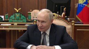 Владимир Путин поздно вечером в Кремле принял главу Тувы Владислава Ховалыга.
