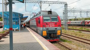 Электровоз ЭП1М-708 с поездом № 260 Санкт-Петербург - Анапа