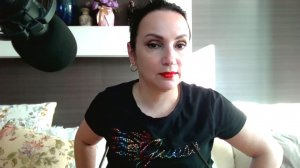 СХЕМА РАЗВОДА : КАК ГАДАЛКИ ВЫКАЧИВАЮТ ДЕНЬГИ И НАДЕЖДЫ!