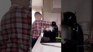 как делать кофе в кофе машинке